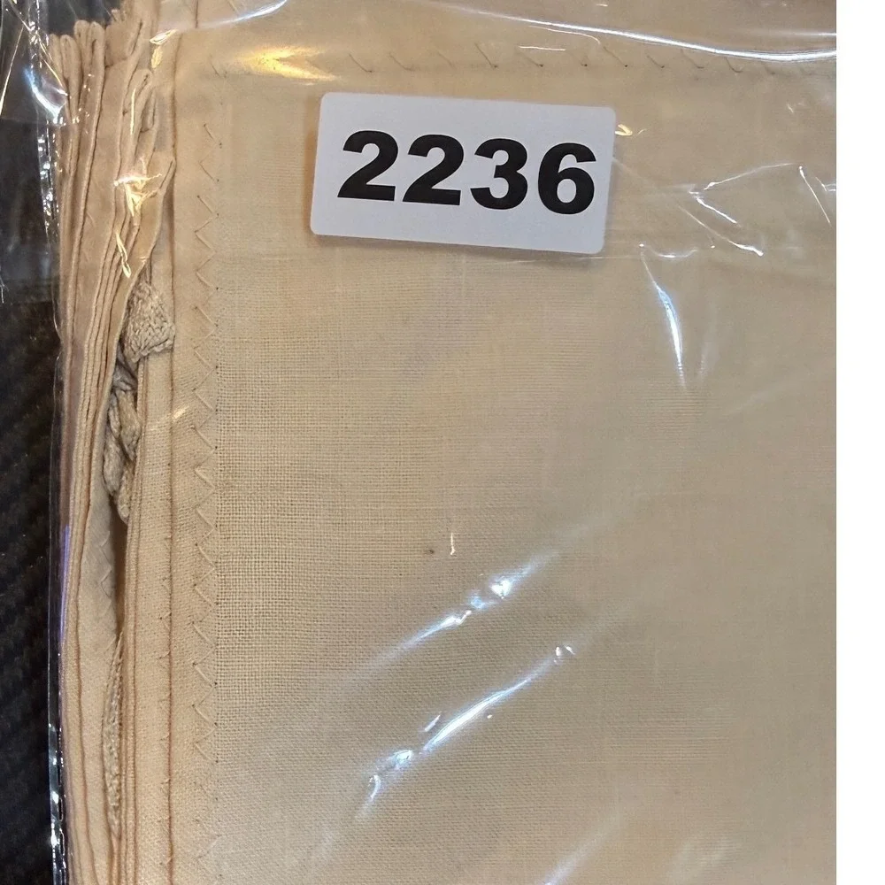 N/A vintage cream